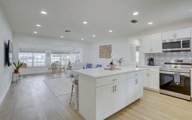 Madrina's Cozy 3BR-1BA Spacious Backyard