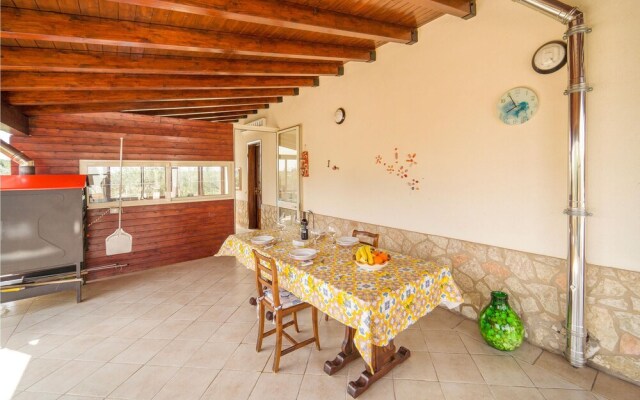 Beautiful Home in Menfi With Wifi and 3 Bedrooms