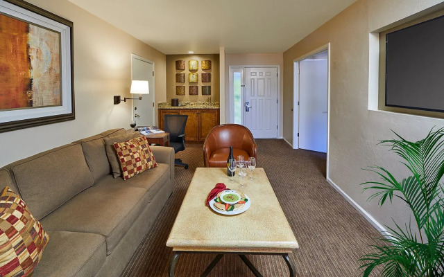 Scottsdale Plaza Resort