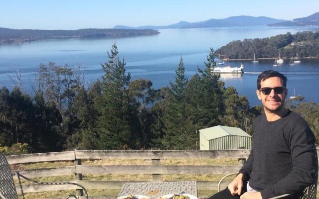 Bruny Vista Cabin
