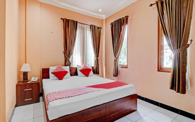 OYO 90475 Mirda Gratia Hotel