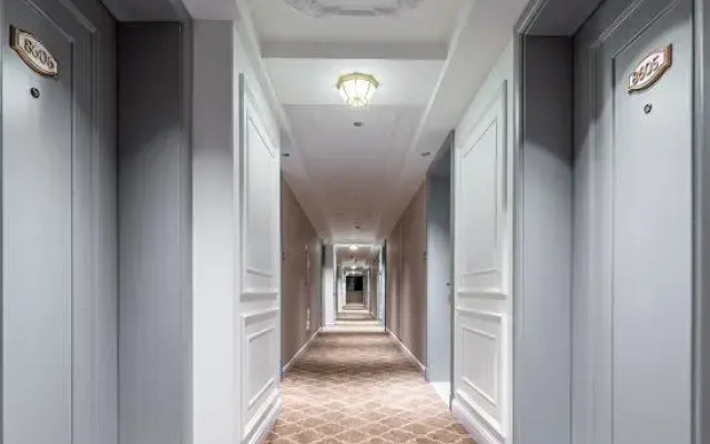 Vienna International Hotel (Sisyang Columbus Square Sishui Pavilion Branch)