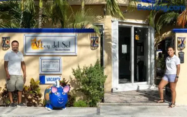 Abbey del Sol Apt 7 by RedAwning