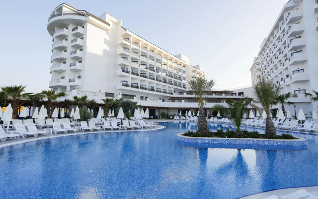 Calido Maris Hotel