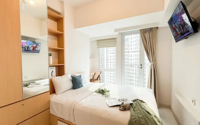 Minimalist Look Studio Near Tokyo Hub At Tokyo Riverside Pik 2 Apartment – Guest Rooms – Jakarta