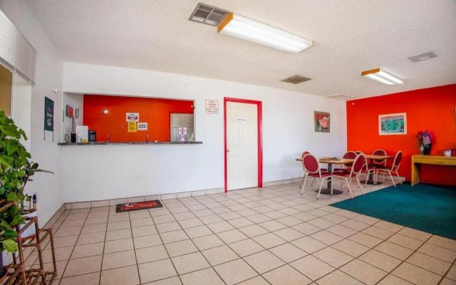 Holiday Motel, Lordsburg By OYO