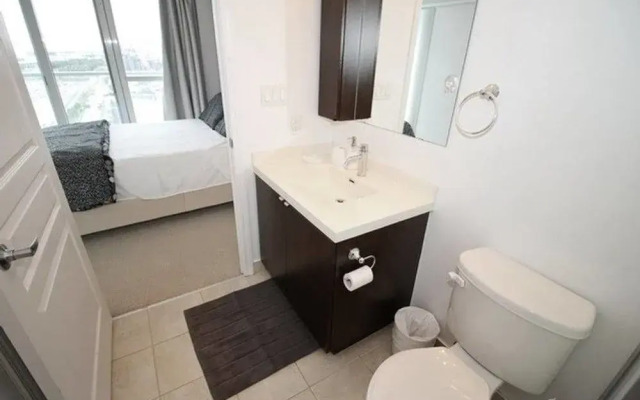Toronto Suite Rentals - Fly Condo