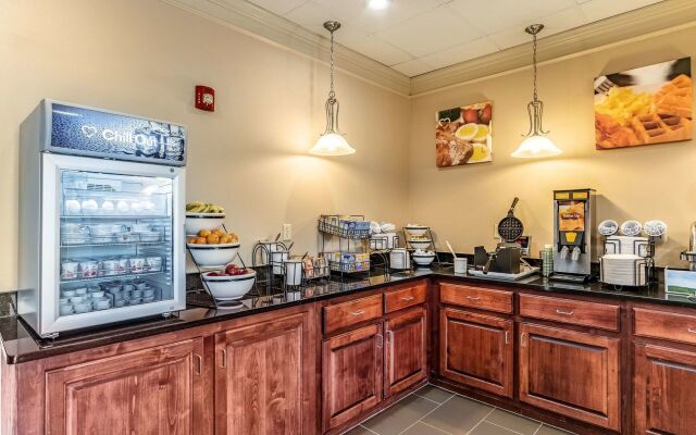 Comfort Inn & Suites Tuscumbia - Muscle Shoals