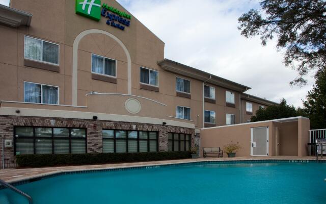 Holiday Inn Express Jacksonville - Blount Island, an IHG Hotel