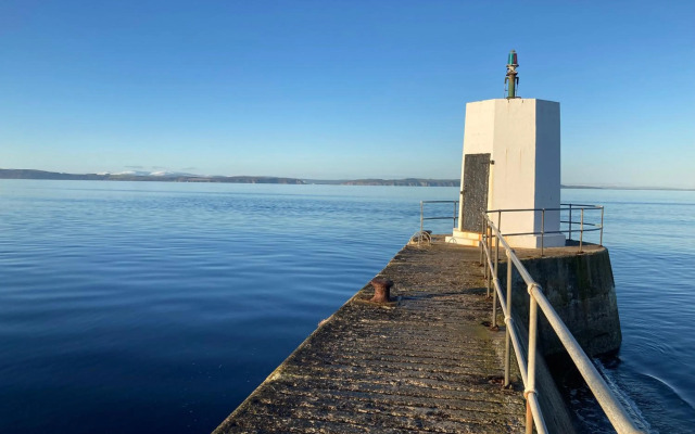 Luxury Apartment At Barron House