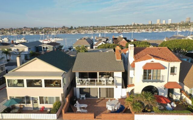 E Balboa 68385 by RedAwning
