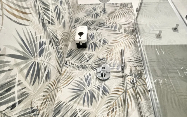 Barirooms - Murat Suites