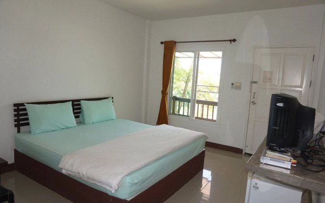 Thatphanom Place