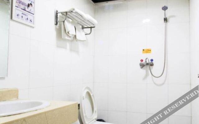 Urumqi Beiyuanchun Express Hotel (Kexi Road Branch)