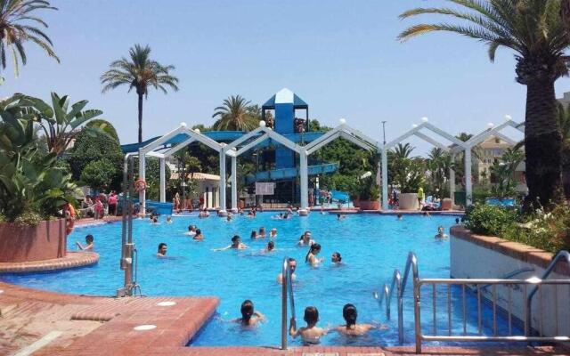 Benal Beach 704