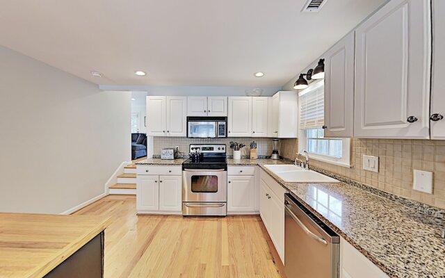 439block 5 Bedroom Home