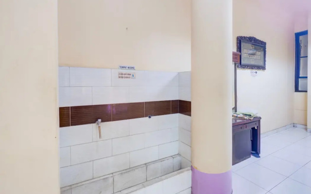 Hotel O Tebet Near Tebet Station Formerly Sabda Guest House