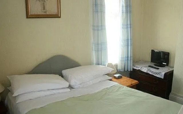 The Knoll Guesthouse