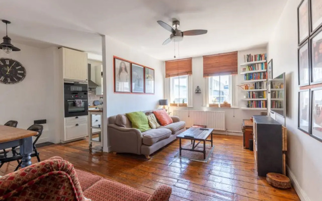 Trendy 2 Bedroom Apartment in the Heart of Brixton