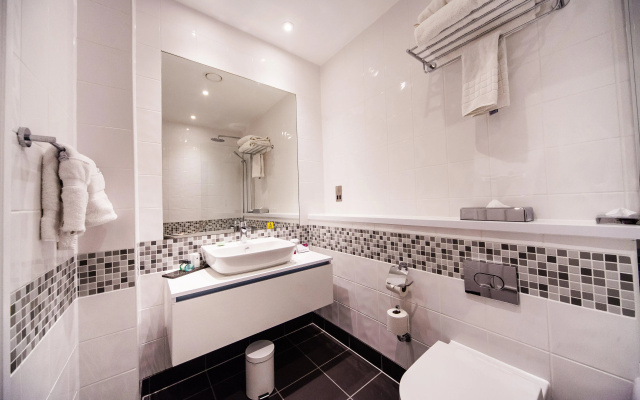 Crowne Plaza Leeds by IHG