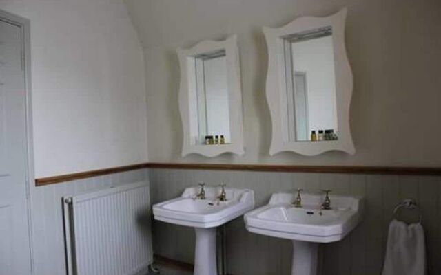 The Golden Pheasant Hotel