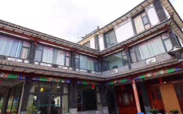 Youjuqing Inn (Renliyu Village, Xizhou Ancient Town, Dali)