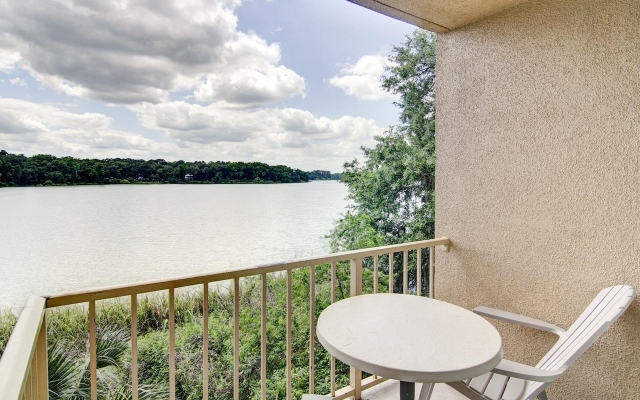 Stayable Select Gainesville