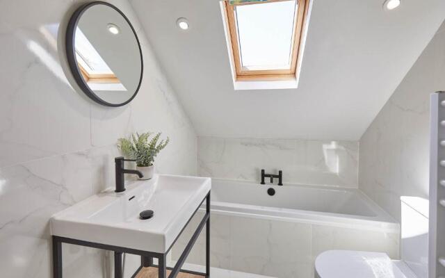 Host & Stay - Ocean Pearl @ Scarborough