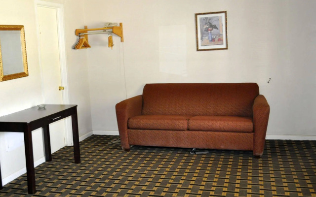 Andrews Motor Inn