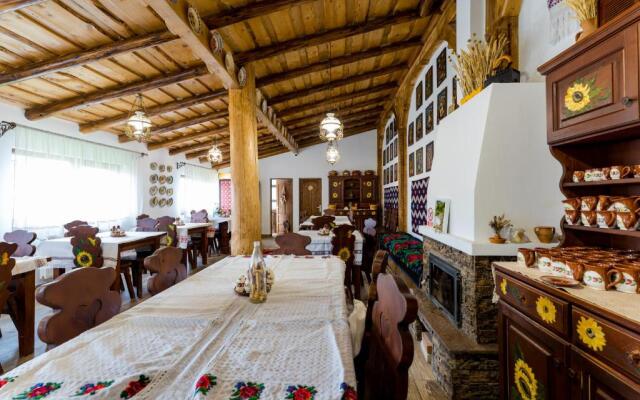 Pensiunea Casa Traditiilor
