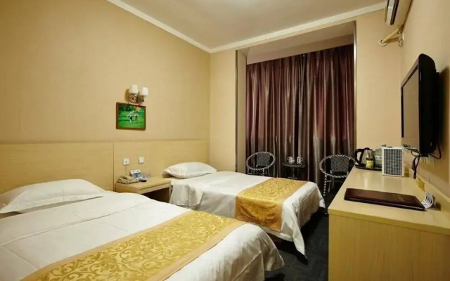 Super 8 Hotel Jinan Railway Station Square
