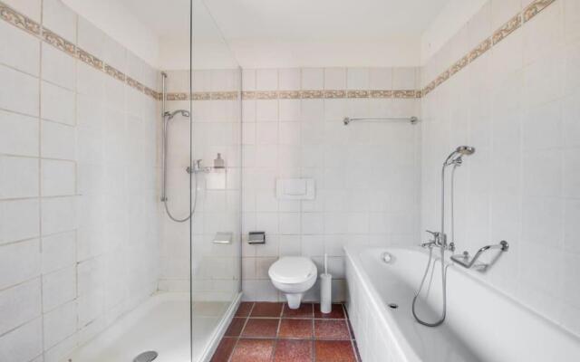 [Bellinzona] Jacuzzi, castelli a 5 stelle