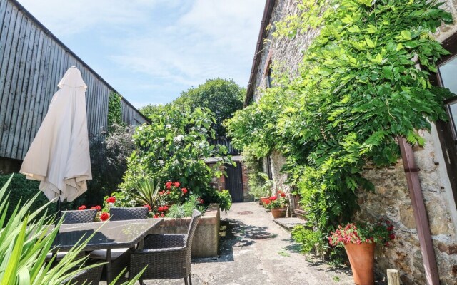 The Cider Barn