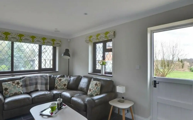 Spacious Holiday Home in Sissinghurst With Garden