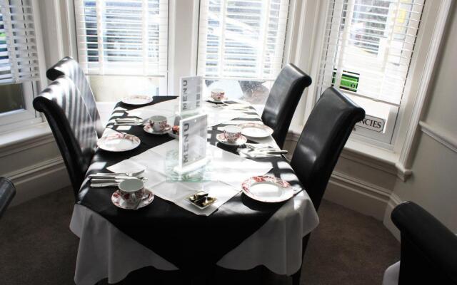 Astor House - Guest house