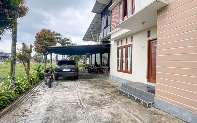 OWK Homestay Syariah Mitra RedDoorz Wonosobo