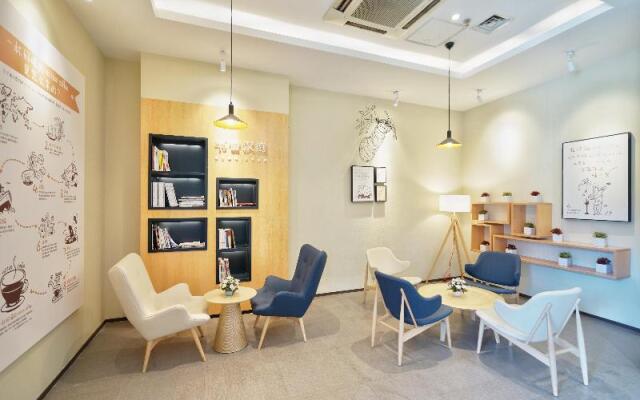 Hanting Hotel (Kaifeng Drum Tower)