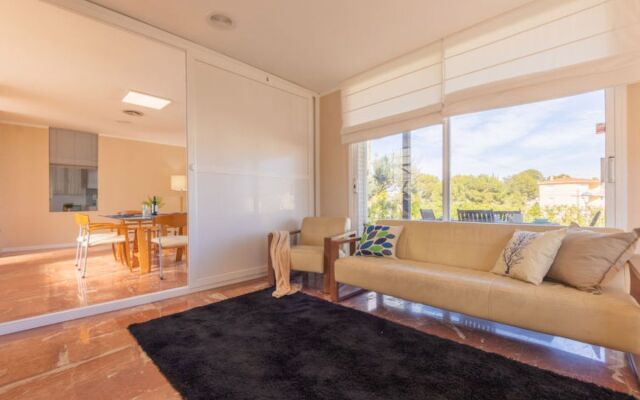 House Mar Roig L'Ampolla