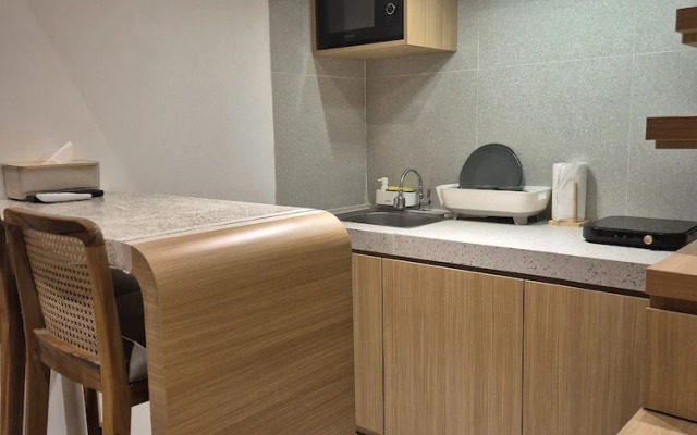 Keenan Living Luxe Seturan
