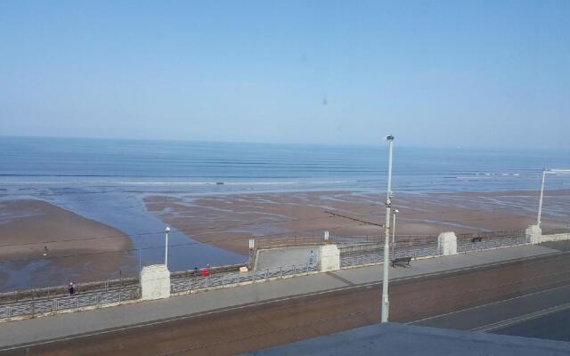Ocean Hotel