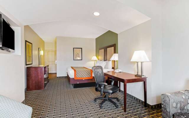 La Quinta Inn & Suites by Wyndham Lancaster