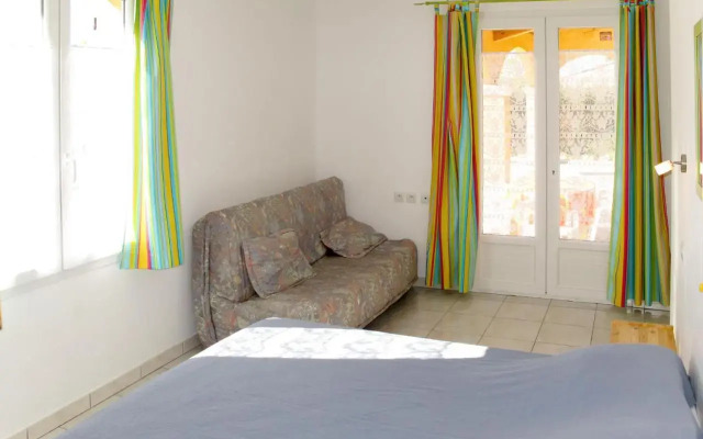 Holiday Home Mistral - REG110