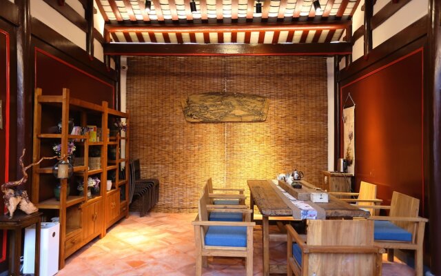 Chaozhou Shifeng Yingbin Inn