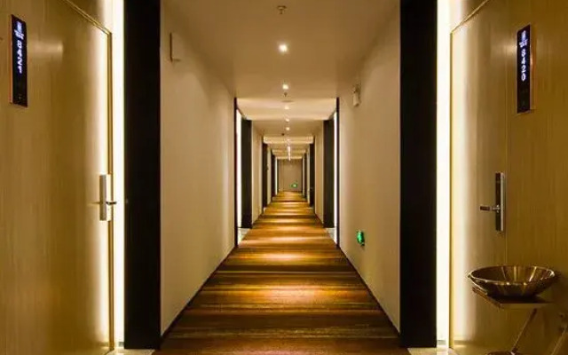 Zhengzhou Kelete Hotel (Yaozhuang Metro Station, Jinyu Industrial Zone)