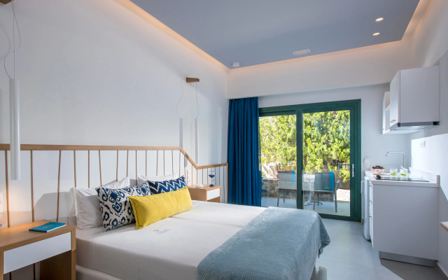 Kristalli Hotel Apartments