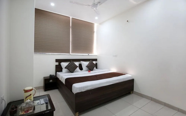 New DK Palace by OYO Rooms