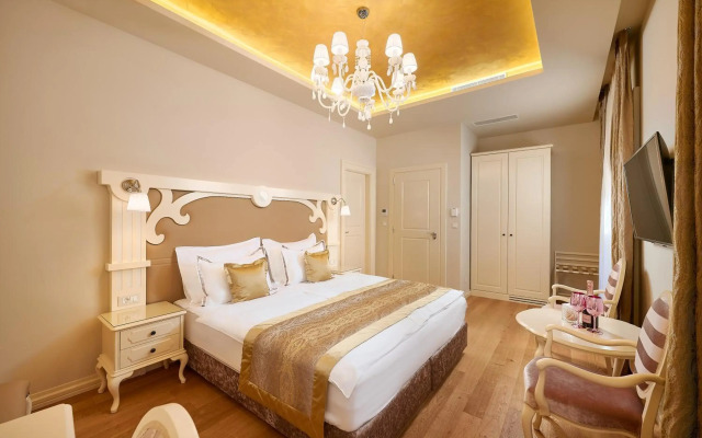 Piazza Heritage Hotel