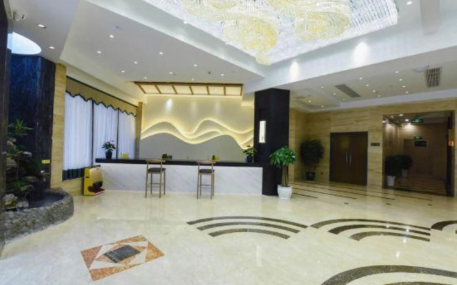 Chongqing Jinchuan Hotel