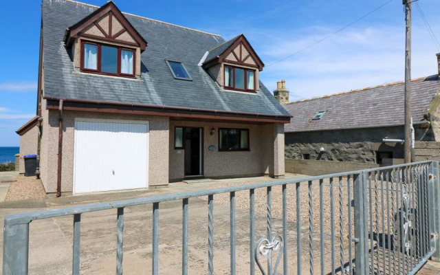 Shoreline House