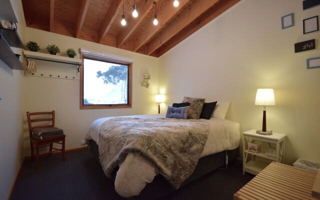 Cloud 9 Alpine Lodge